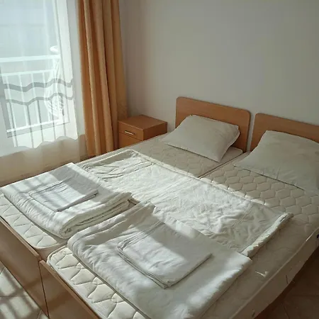 Cunninghamssilver Apartment